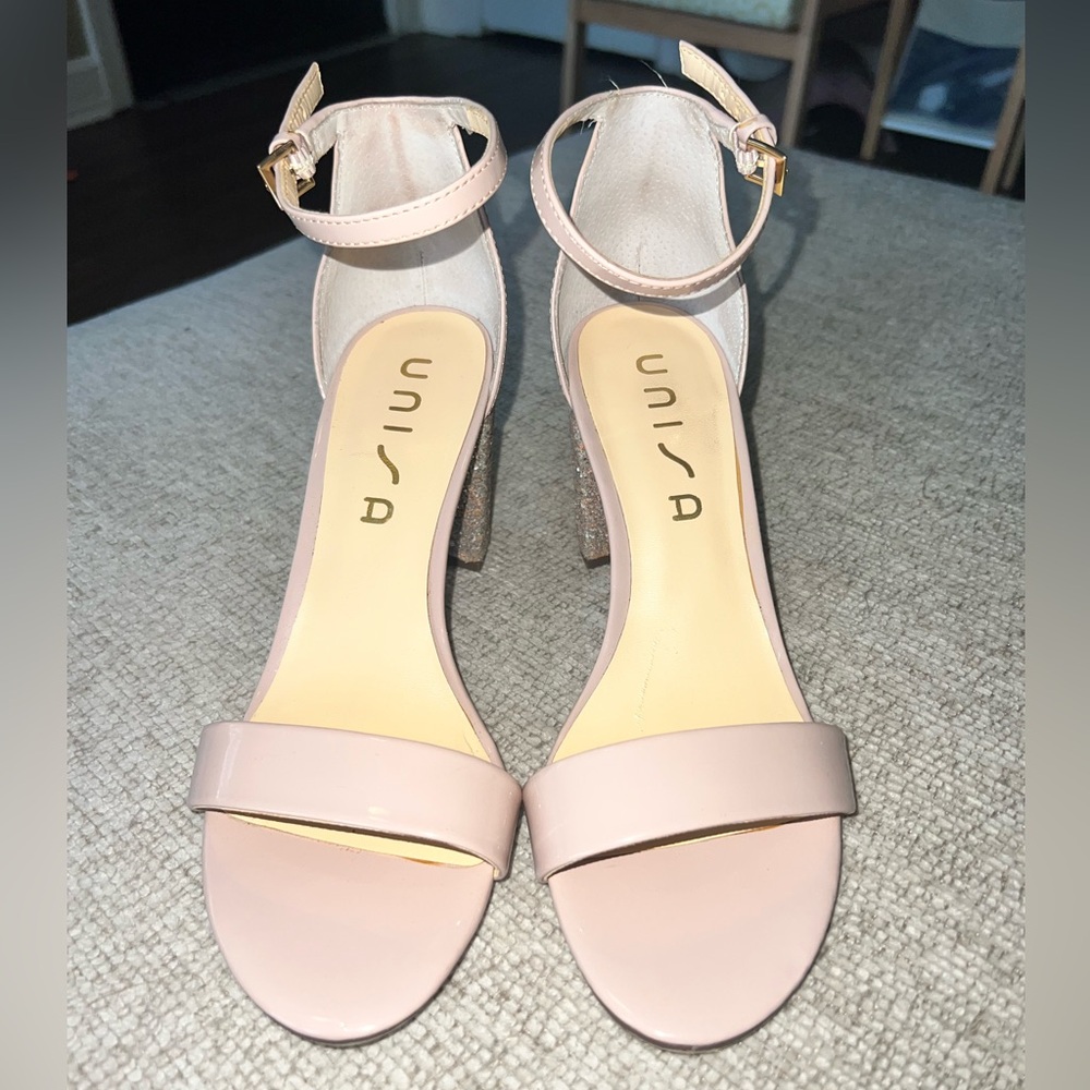 Unisa Women's Baby Pink Heels. Great condition. Size 8.5